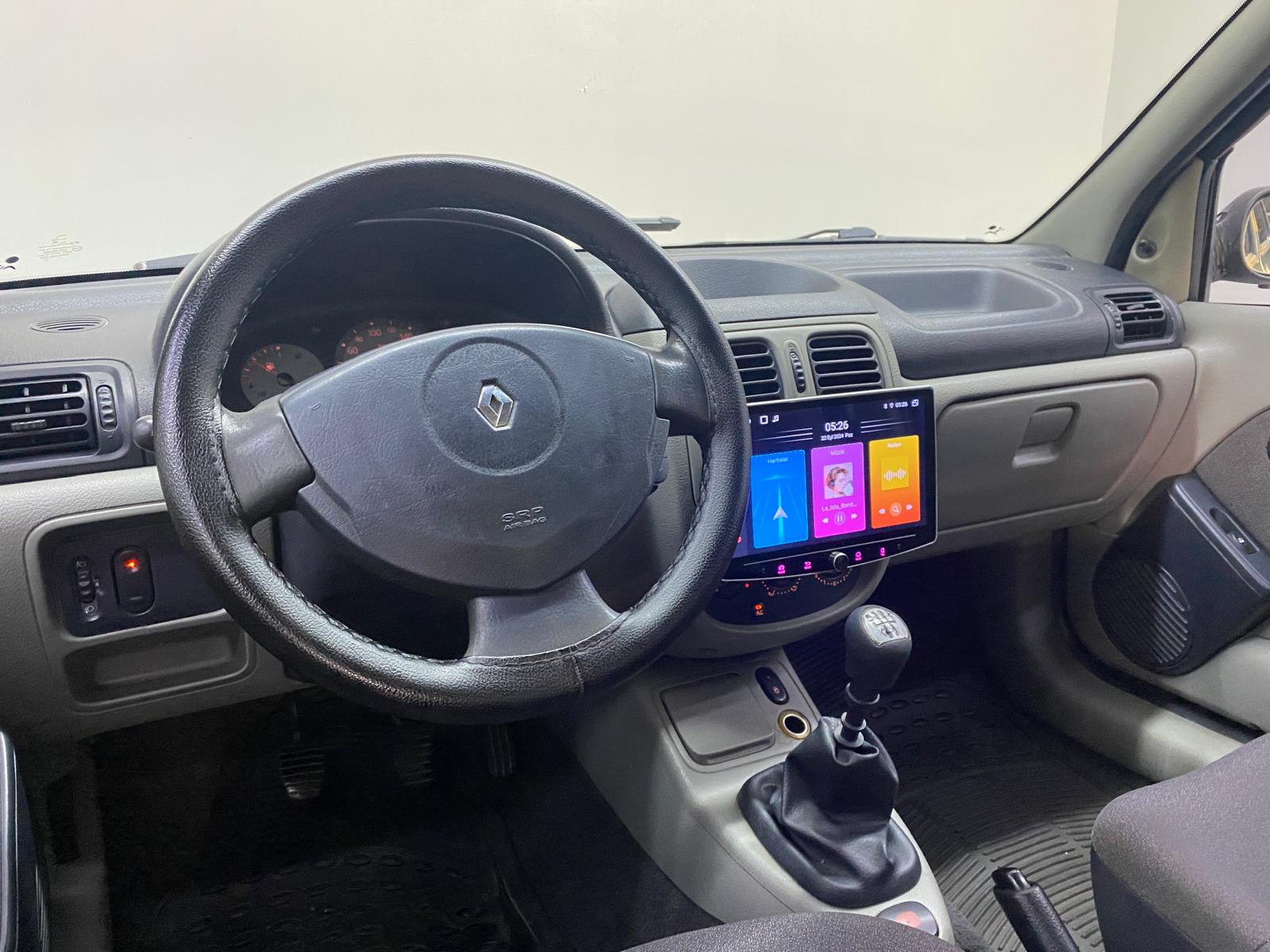 RENAULT CLIO 18